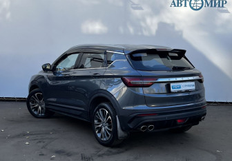 Подержанный автомобиль Geely Coolray 2021 года (7 фото)