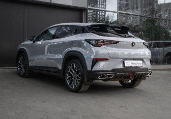 Подержанный автомобиль Changan UNI-T 2023 года (6 фото)