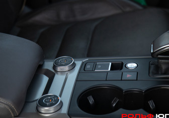 Подержанный автомобиль Volkswagen Touareg 2018 года (22 фото)