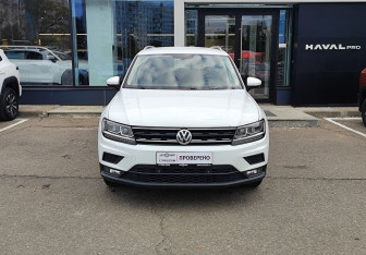 Подержанный автомобиль Volkswagen Tiguan 2018 года (2 фото)