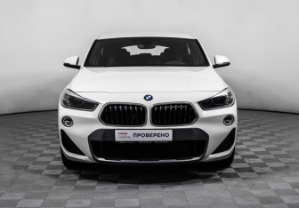 Подержанный автомобиль BMW X2 2018 года (2 фото)