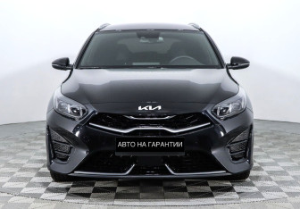 Подержанный автомобиль Kia Ceed Wagon 2021 года (2 фото)