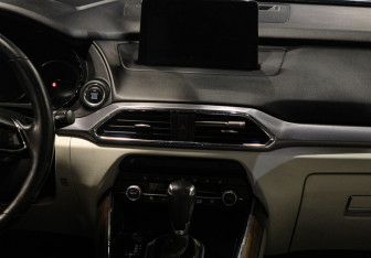 Подержанный автомобиль Mazda CX-9 2021 года (13 фото)