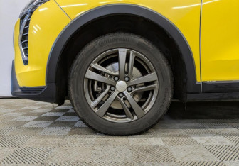 Подержанный автомобиль Haval Jolion 2024 года (18 фото)