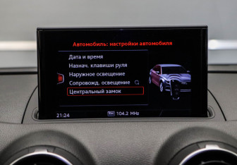 Подержанный автомобиль Audi A3 Sedan 2018 года (18 фото)