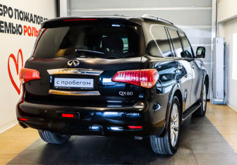 Подержанный автомобиль Infiniti QX80 2014 года (4 фото)