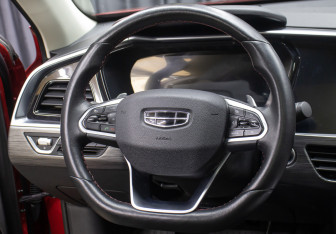 Подержанный автомобиль Geely Tugella 2021 года (17 фото)