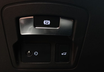 Подержанный автомобиль Land Rover Range Rover Velar 2019 года (17 фото)