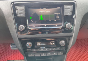 Подержанный автомобиль Skoda Rapid Liftback 2019 года (13 фото)