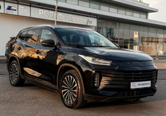 Подержанный автомобиль Exeed TXL 2022 года (3 фото)
