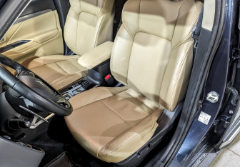 Подержанный автомобиль Mitsubishi Outlander 2020 года (20 фото)