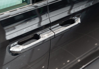 Новый Zeekr 009 2024 (18 фото)