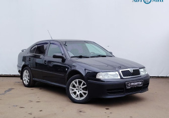 Подержанный автомобиль Skoda Octavia Liftback 2007 года (3 фото)