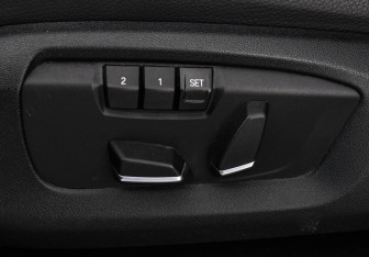 Подержанный автомобиль BMW X5 2018 года (20 фото)