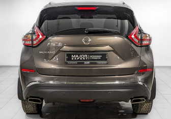 Подержанный автомобиль Nissan Murano Suv 2021 года (6 фото)