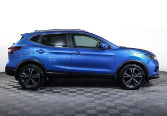 Подержанный автомобиль Nissan Qashqai 2020 года (4 фото)