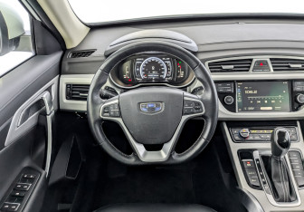 Подержанный автомобиль Geely Atlas 2019 года (22 фото)