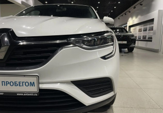Подержанный автомобиль Renault Arkana 2019 года (9 фото)