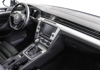 Подержанный автомобиль Volkswagen Passat Wagon 2016 года (6 фото)