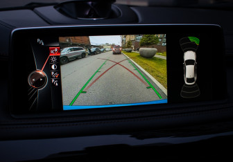 Подержанный автомобиль BMW X6 M 2016 года (20 фото)