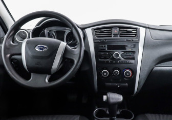 Подержанный автомобиль Datsun mi-DO 2017 года (7 фото)