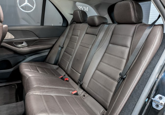 Подержанный автомобиль Mercedes-Benz GLE 2022 года (12 фото)