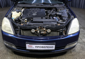 Подержанный автомобиль Nissan Teana 2006 года (9 фото)
