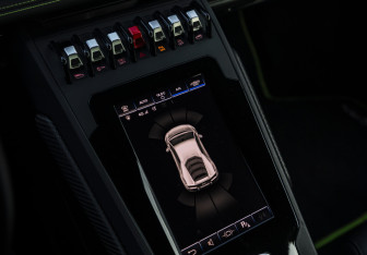 Подержанный автомобиль Lamborghini Huracán Coupe 2019 года (25 фото)