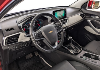 Подержанный автомобиль Chevrolet Captiva 2022 года (15 фото)