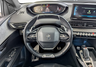 Подержанный автомобиль Peugeot 3008 2021 года (21 фото)