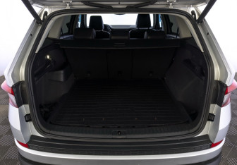 Подержанный автомобиль Skoda Kodiaq 2019 года (10 фото)