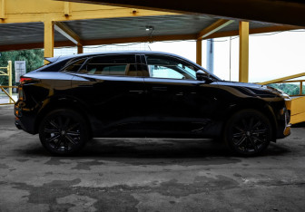 Подержанный автомобиль Changan UNI-K 2024 года (4 фото)