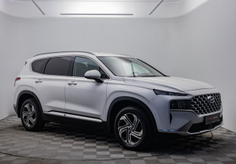 Подержанный автомобиль Hyundai Santa Fe 2021 года (7 фото)