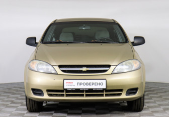 Подержанный автомобиль Chevrolet Lacetti Hatchback 2009 года (2 фото)