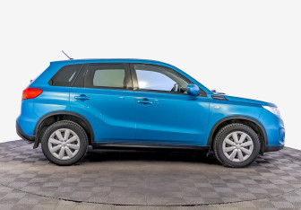 Подержанный автомобиль Suzuki Vitara 2016 года (4 фото)