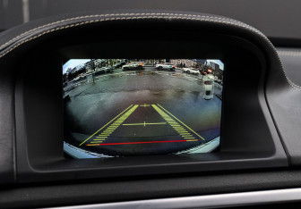 Подержанный автомобиль Volvo XC70 2015 года (25 фото)