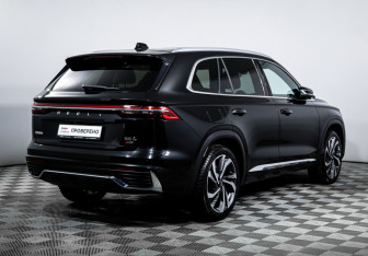 Подержанный автомобиль Geely Monjaro 2023 года (5 фото)