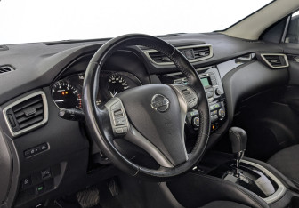 Подержанный автомобиль Nissan Qashqai 2018 года (15 фото)