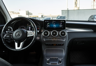 Подержанный автомобиль Mercedes-Benz GLC Coupe 2019 года (12 фото)