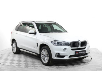 Подержанный автомобиль BMW X5 2014 года (3 фото)