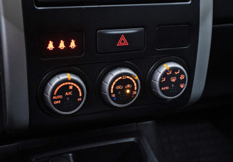Подержанный автомобиль Nissan X-Trail 2014 года (19 фото)