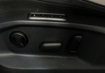 Подержанный автомобиль Volkswagen Tiguan 2020 года (15 фото)