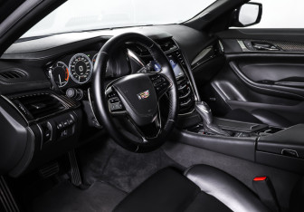 Подержанный автомобиль Cadillac CTS Sedan 2015 года (15 фото)