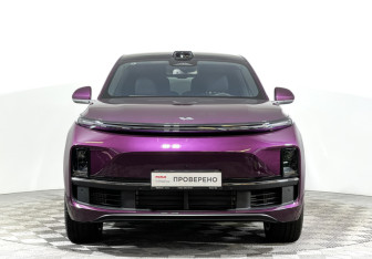 Новый LiXiang L9 2024 (2 фото)