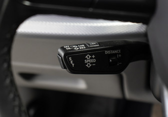 Подержанный автомобиль Audi Q7 2021 года (22 фото)