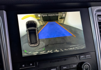 Подержанный автомобиль Porsche Macan 2016 года (27 фото)