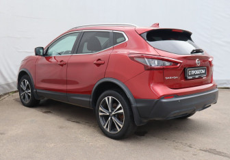 Подержанный автомобиль Nissan Qashqai 2020 года (6 фото)