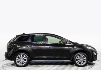 Подержанный автомобиль Mazda CX-7 2011 года (4 фото)