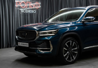 Подержанный автомобиль Geely Monjaro 2023 года (22 фото)