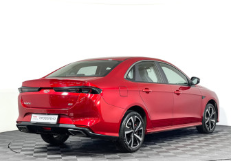 Подержанный автомобиль Kaiyi E5 2023 года (5 фото)